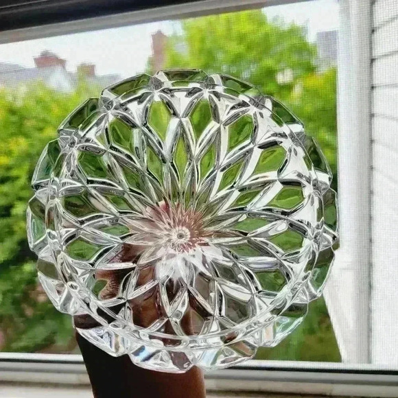 New in Box JONAL Crystal Trinkey/Candy Clear Hershey's Kiss Crytal Candy Dish - Picture 7 of 11